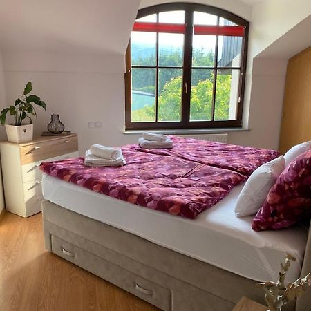 Apartma Bernard ราโดว์ลิตซา ภายนอก รูปภาพ