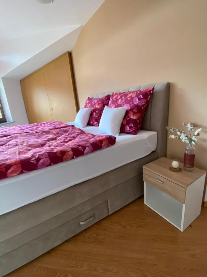 Apartma Bernard ราโดว์ลิตซา ภายนอก รูปภาพ