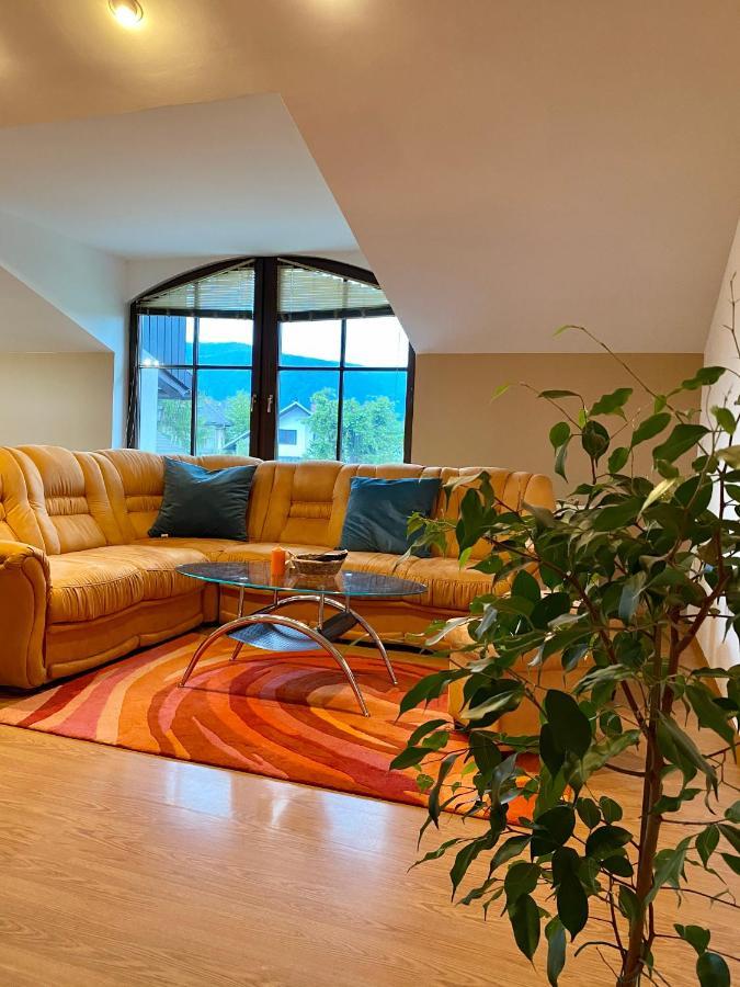 Apartma Bernard ราโดว์ลิตซา ภายนอก รูปภาพ