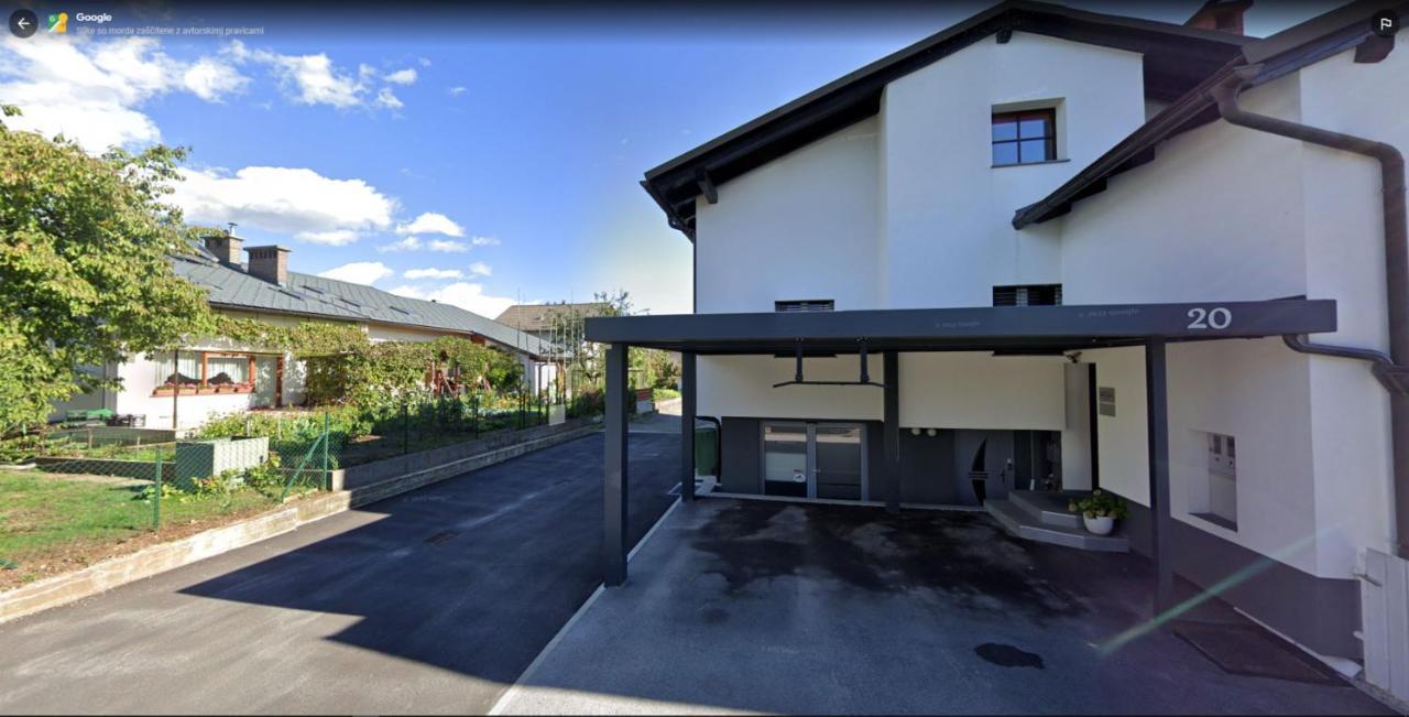 Apartma Bernard ราโดว์ลิตซา ภายนอก รูปภาพ